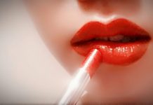 口紅がすぐ落ちる女性の悩み！口紅を落ちにくくする対処法とは